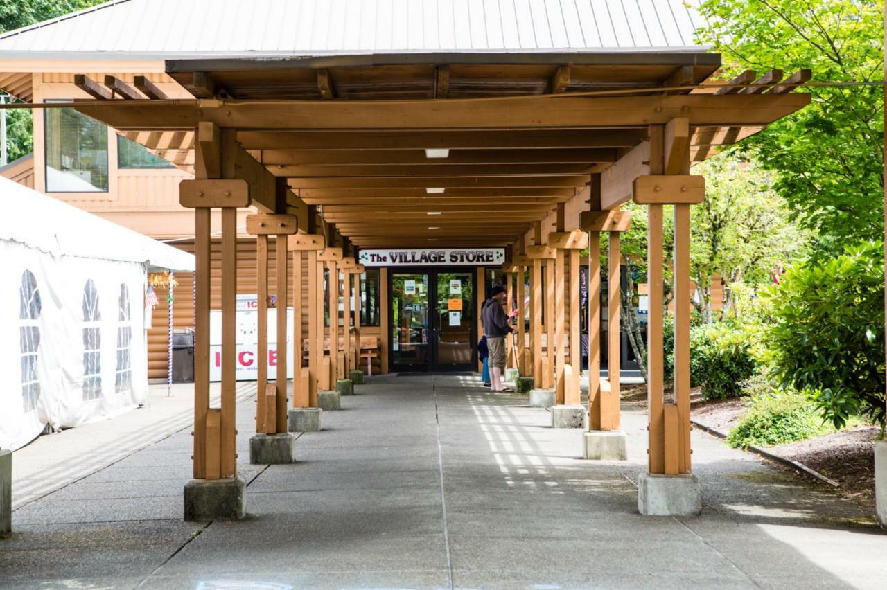 Mount Hood Village Yurt 1 エクステリア 写真